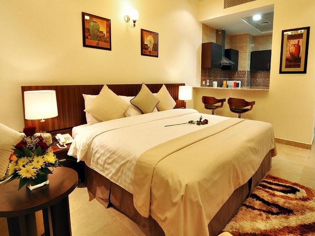 Pride Hotel Apartments Dubai Exterior foto